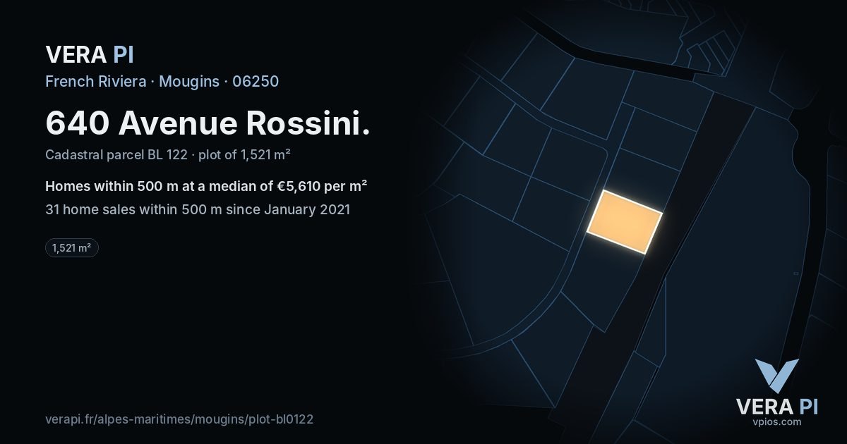 640 Avenue Rossini, Mougins at night – the plot lit, the parcels around coloured by the prices near them