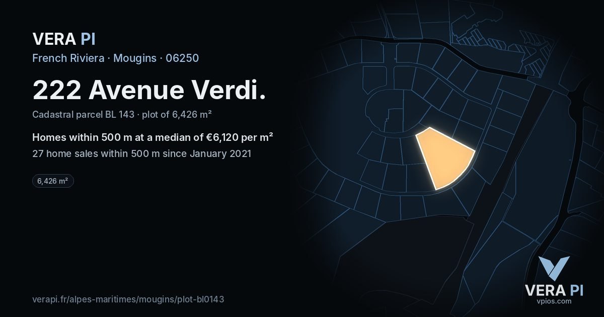 222 Avenue Verdi, Mougins at night – the plot lit, the parcels around coloured by the prices near them