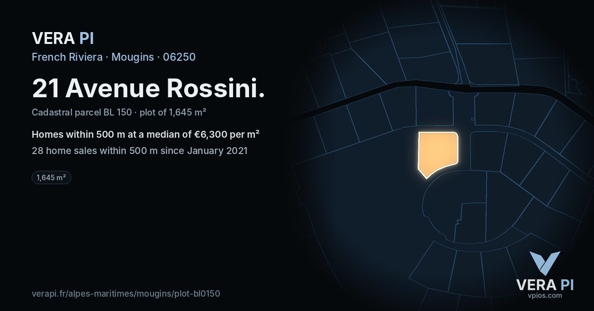 21 Avenue Rossini, Mougins at night – the plot lit, the parcels around coloured by the prices near them