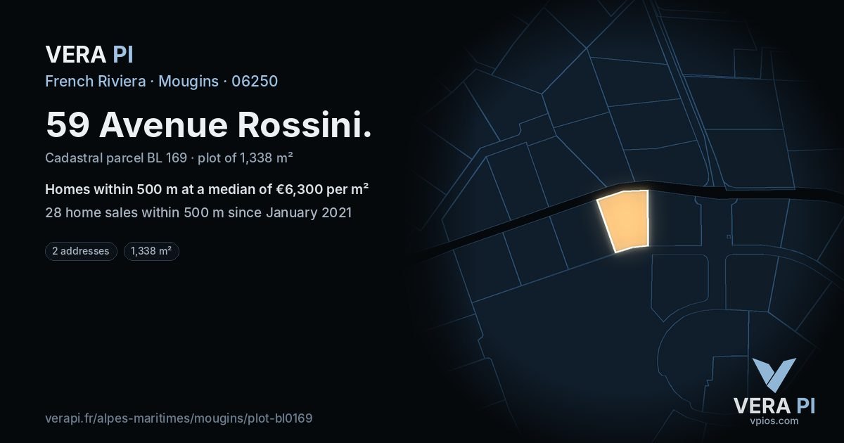 59 Avenue Rossini, Mougins at night – the plot lit, the parcels around coloured by the prices near them
