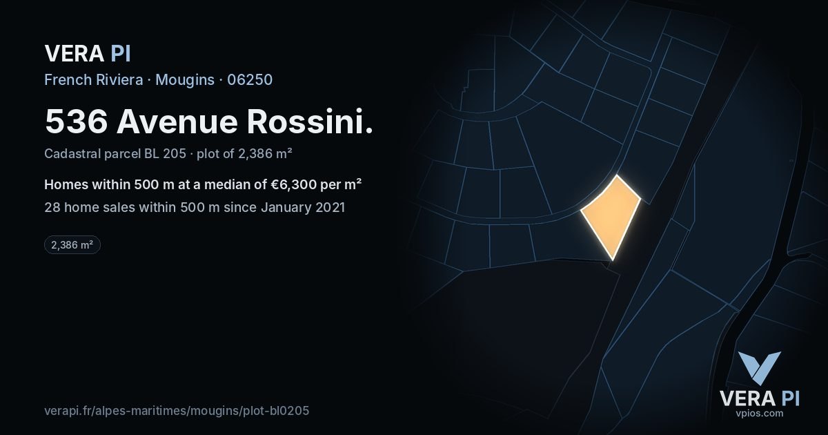 536 Avenue Rossini, Mougins at night – the plot lit, the parcels around coloured by the prices near them