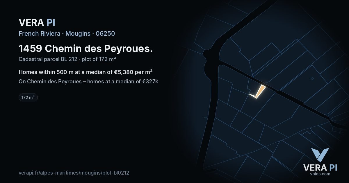 1459 Chemin des Peyroues, Mougins at night – the plot lit, the parcels around coloured by the prices near them