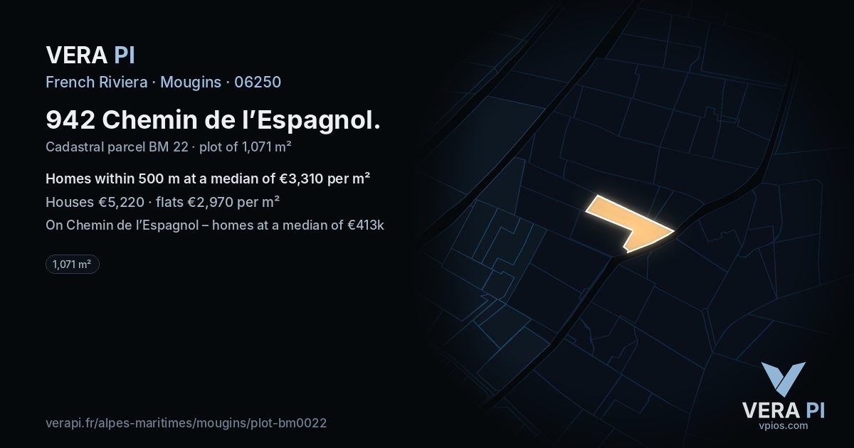 942 Chemin de l’Espagnol, Mougins at night – the plot lit, the parcels around coloured by the prices near them