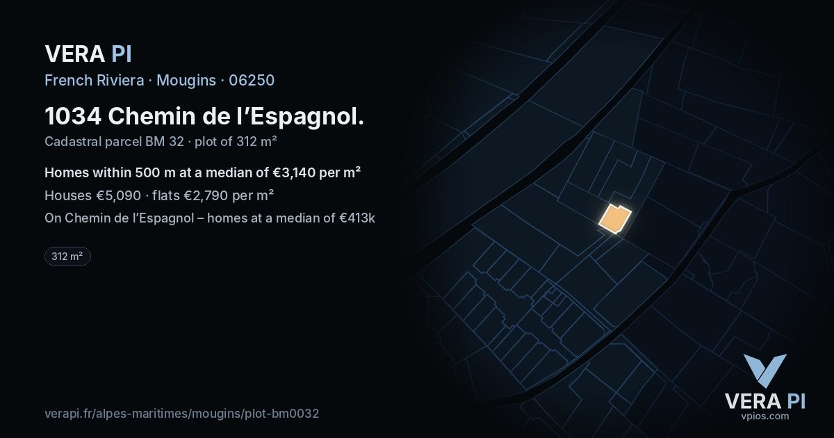 1034 Chemin de l’Espagnol, Mougins at night – the plot lit, the parcels around coloured by the prices near them