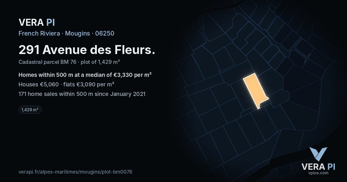 291 Avenue des Fleurs, Mougins at night – the plot lit, the parcels around coloured by the prices near them