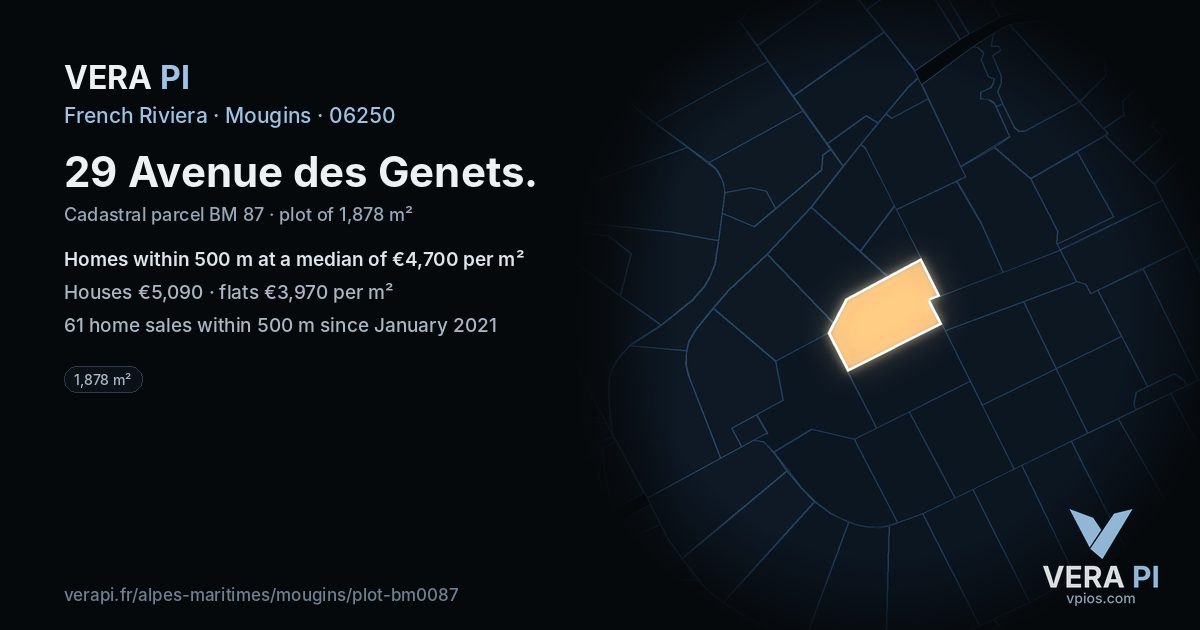 29 Avenue des Genets, Mougins at night – the plot lit, the parcels around coloured by the prices near them