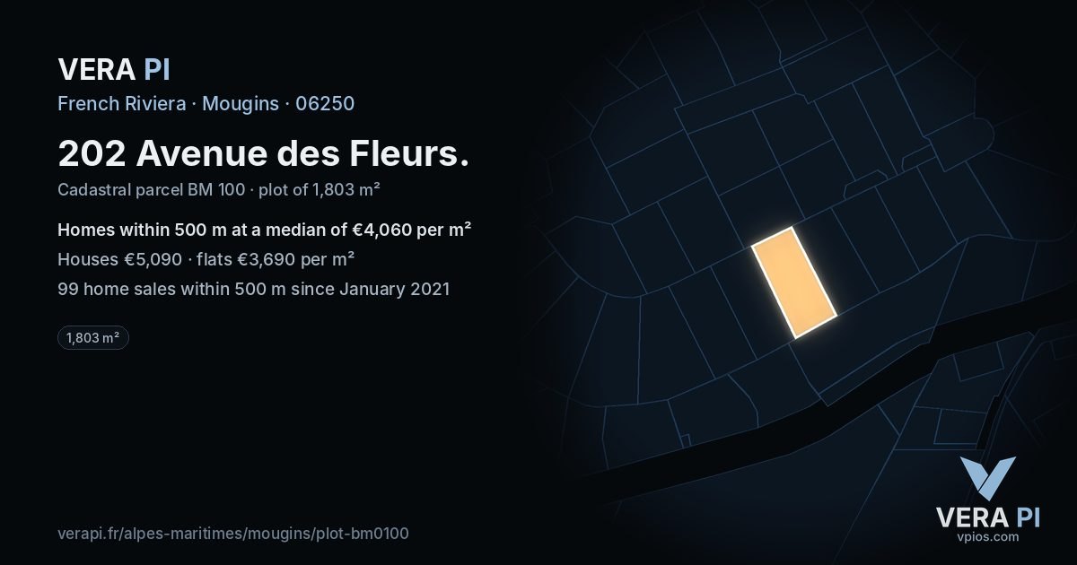 202 Avenue des Fleurs, Mougins at night – the plot lit, the parcels around coloured by the prices near them