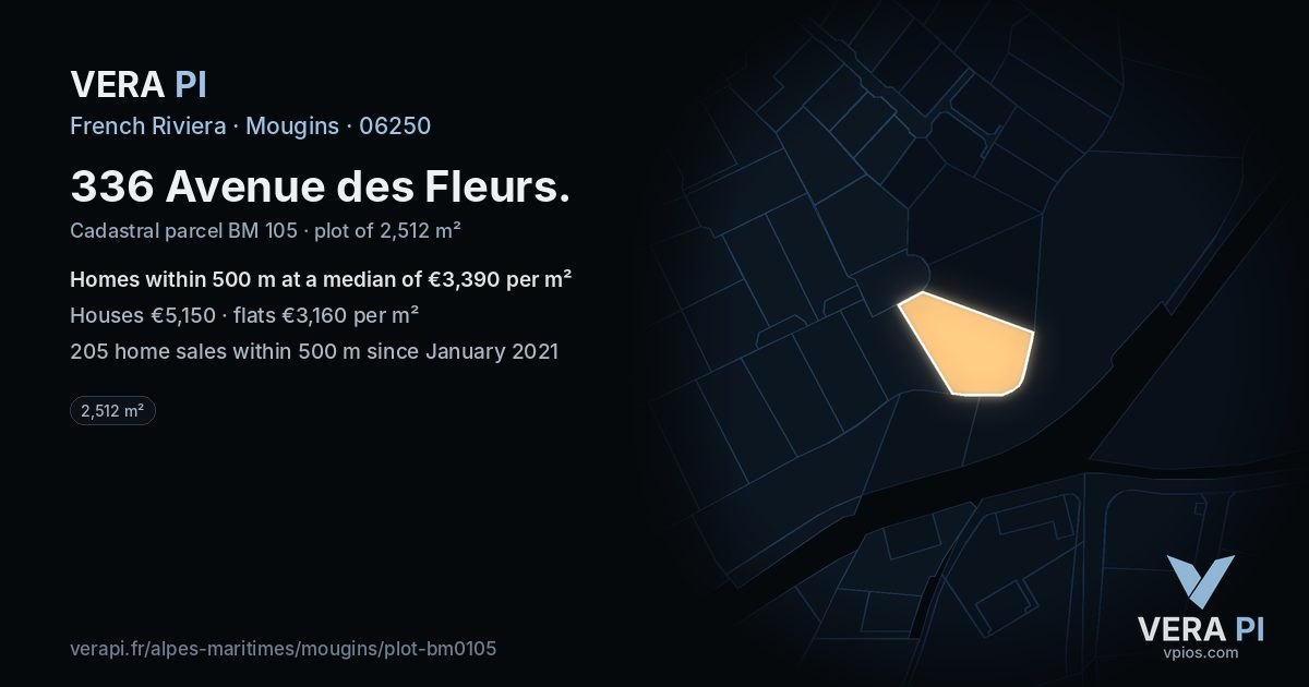 336 Avenue des Fleurs, Mougins at night – the plot lit, the parcels around coloured by the prices near them