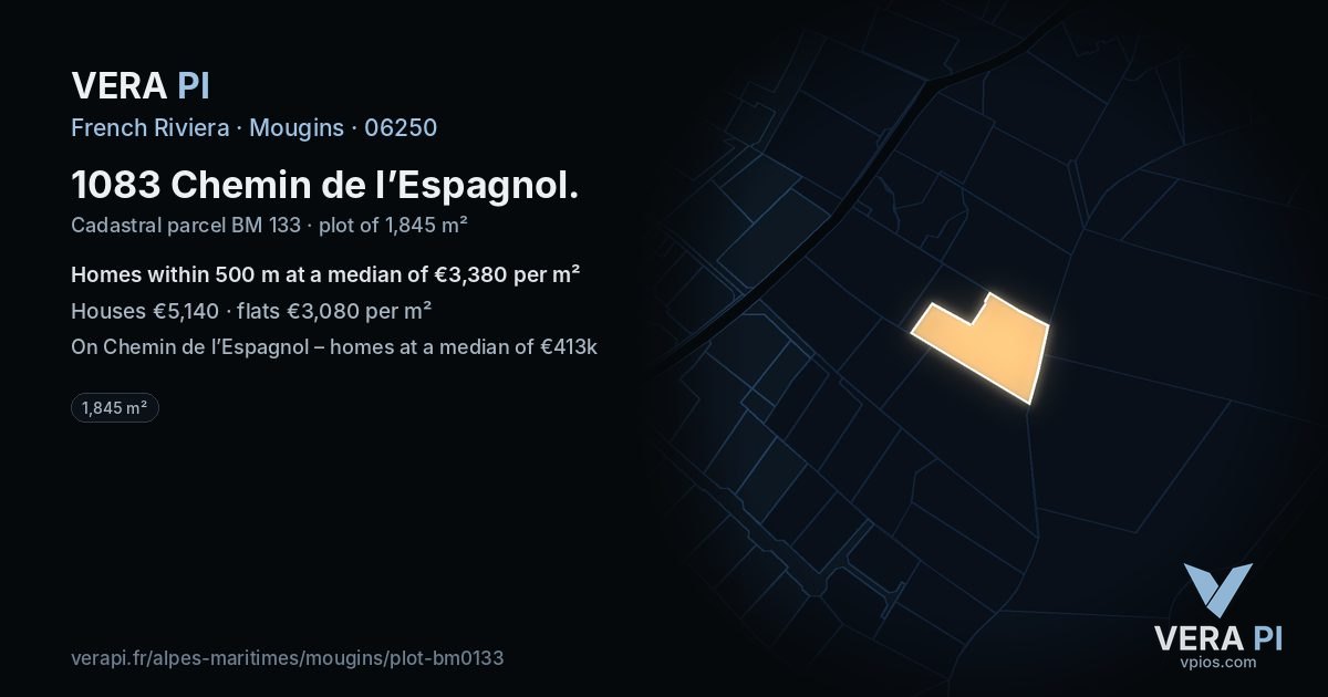 1083 Chemin de l’Espagnol, Mougins at night – the plot lit, the parcels around coloured by the prices near them