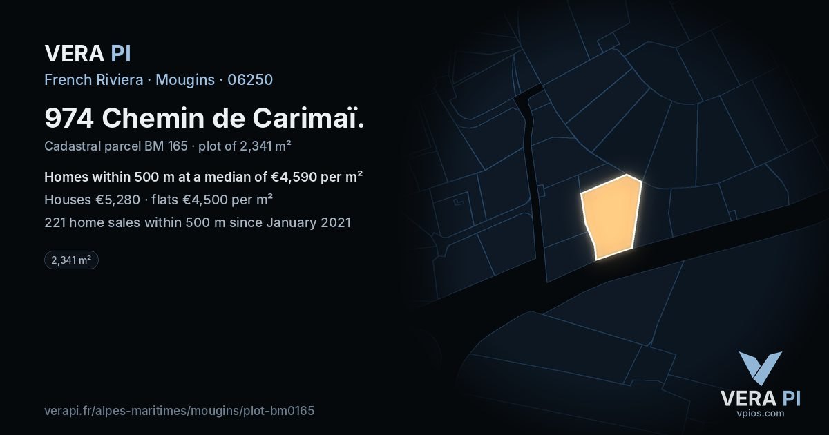 974 Chemin de Carimaï, Mougins at night – the plot lit, the parcels around coloured by the prices near them