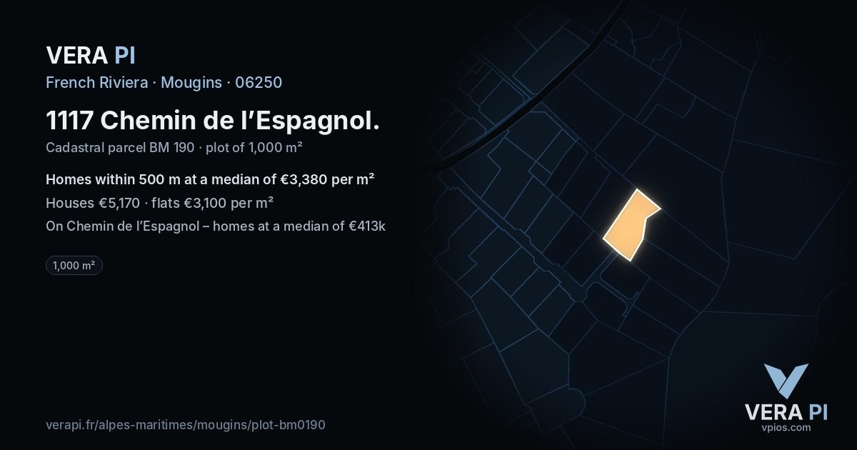 1117 Chemin de l’Espagnol, Mougins at night – the plot lit, the parcels around coloured by the prices near them