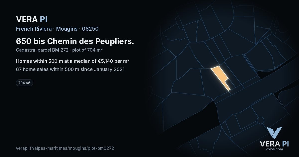 650 bis Chemin des Peupliers, Mougins at night – the plot lit, the parcels around coloured by the prices near them