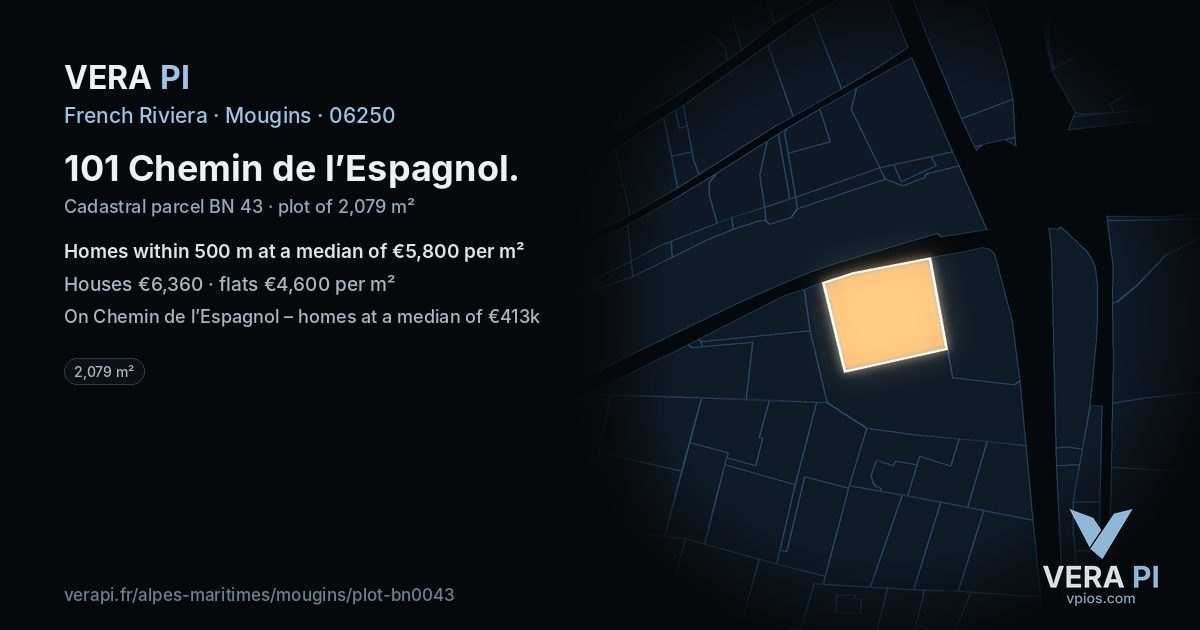 101 Chemin de l’Espagnol, Mougins at night – the plot lit, the parcels around coloured by the prices near them