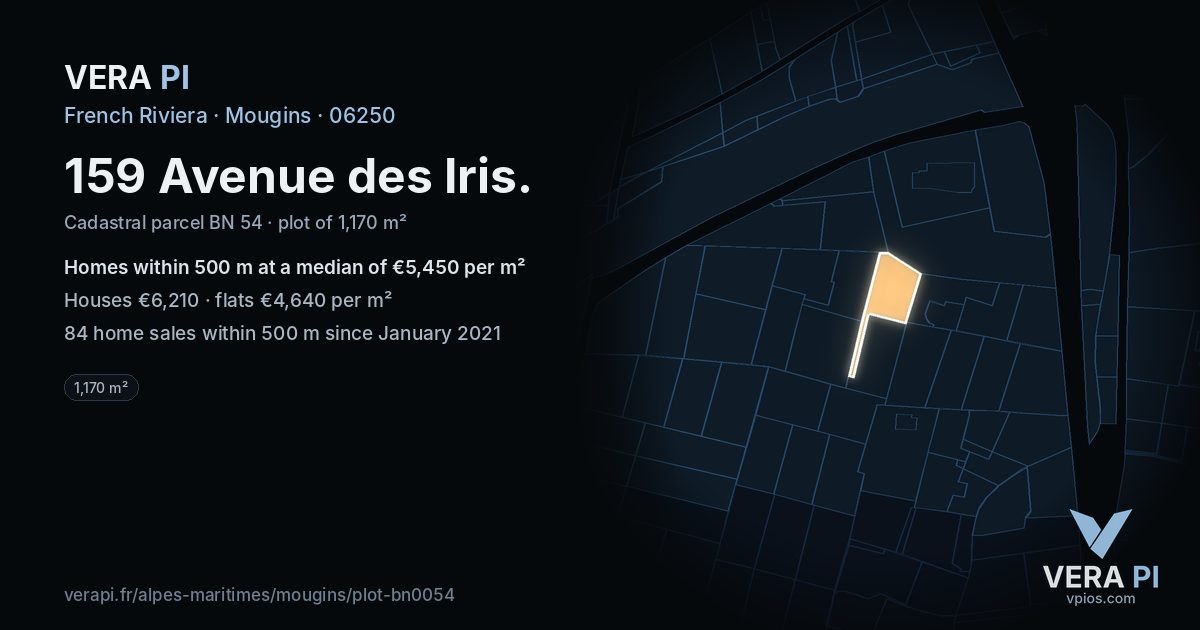 159 Avenue des Iris, Mougins at night – the plot lit, the parcels around coloured by the prices near them