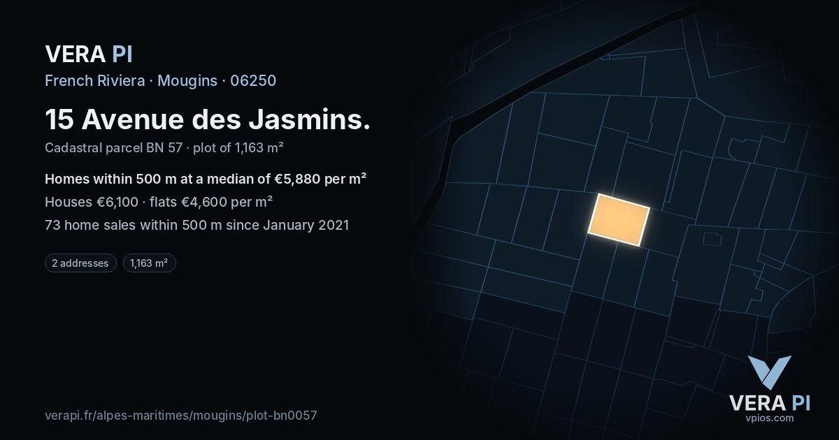 15 Avenue des Jasmins, Mougins at night – the plot lit, the parcels around coloured by the prices near them