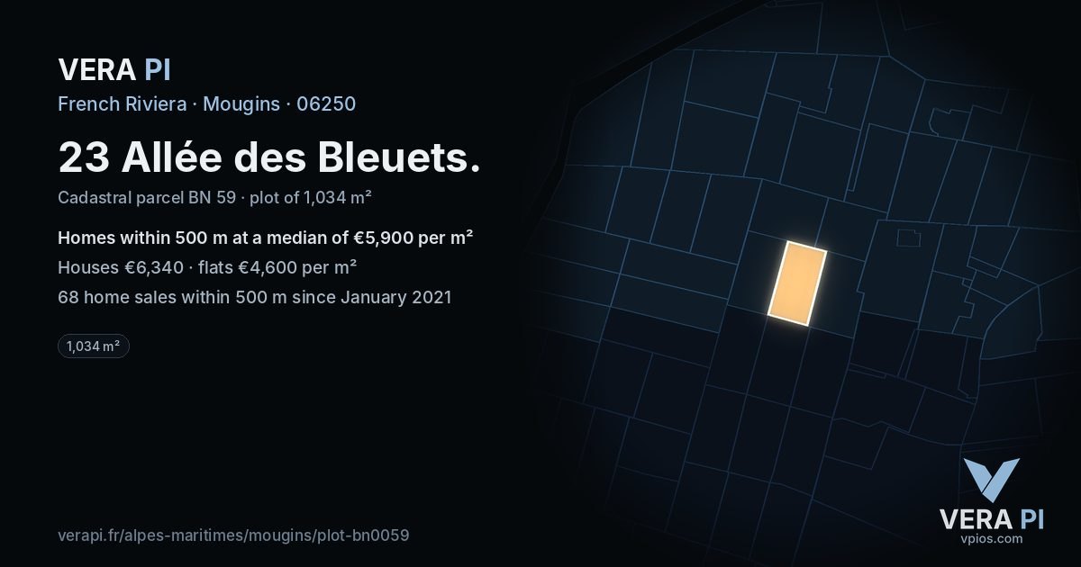 23 Allée des Bleuets, Mougins at night – the plot lit, the parcels around coloured by the prices near them