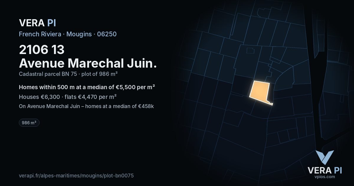 2106 13 Avenue Marechal Juin, Mougins at night – the plot lit, the parcels around coloured by the prices near them
