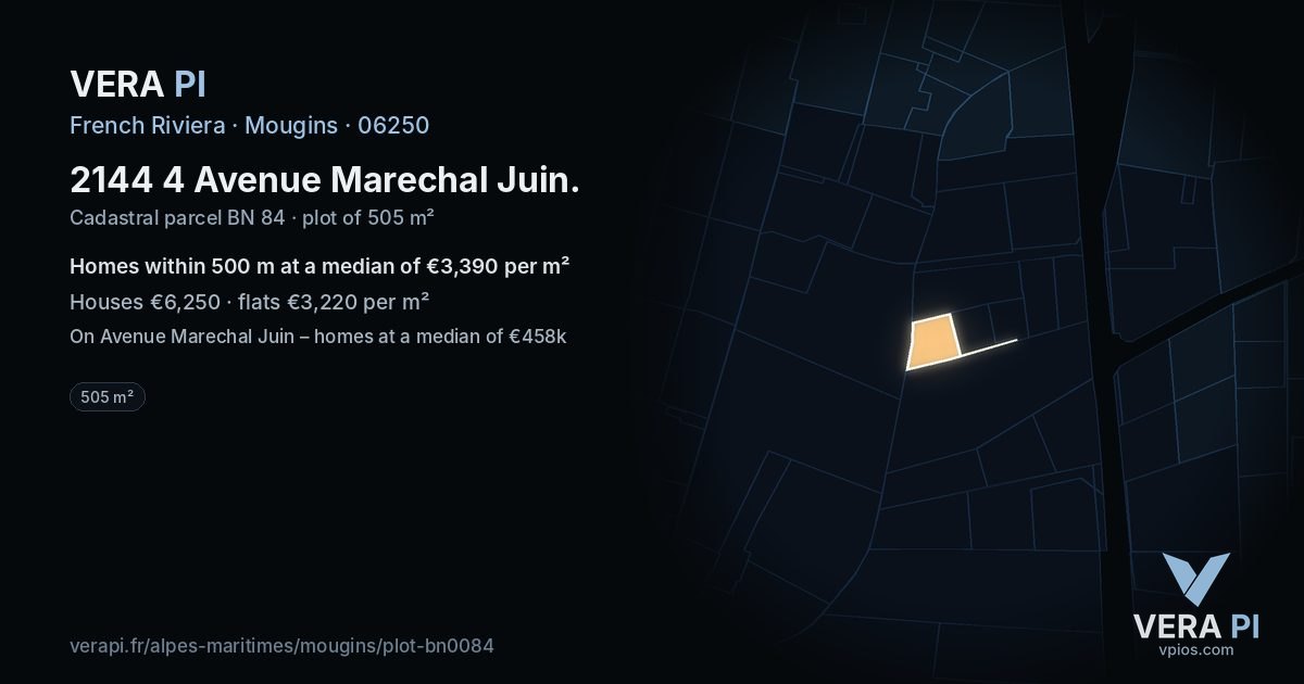 2144 4 Avenue Marechal Juin, Mougins at night – the plot lit, the parcels around coloured by the prices near them