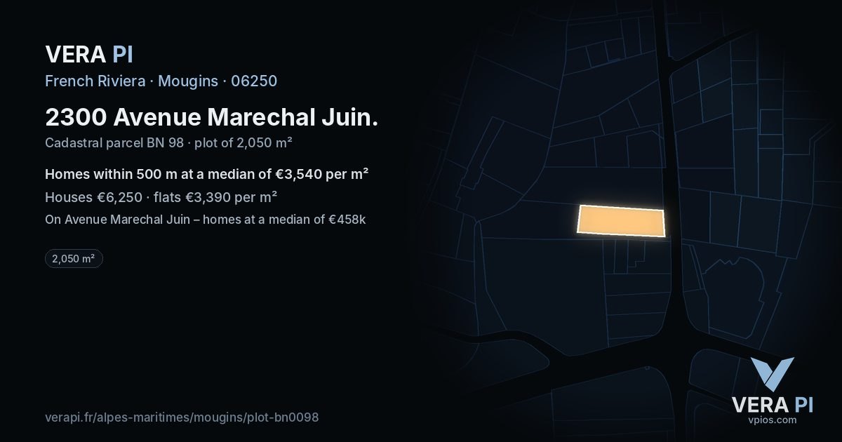2300 Avenue Marechal Juin, Mougins at night – the plot lit, the parcels around coloured by the prices near them