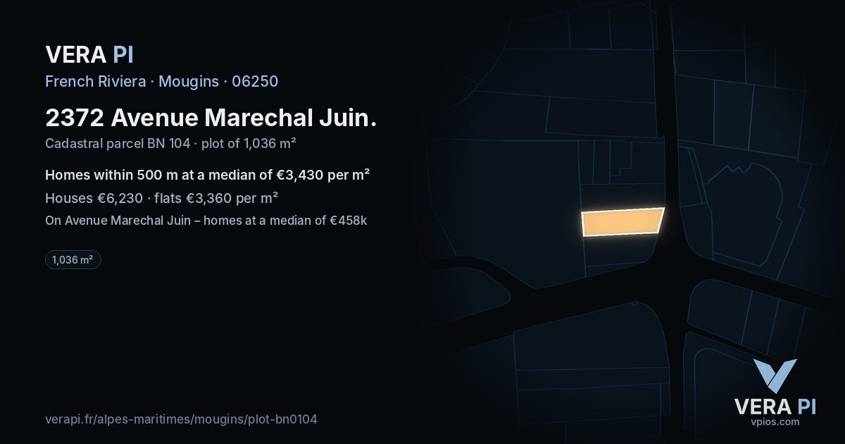 2372 Avenue Marechal Juin, Mougins at night – the plot lit, the parcels around coloured by the prices near them