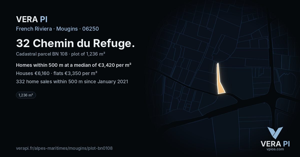 32 Chemin du Refuge, Mougins at night – the plot lit, the parcels around coloured by the prices near them