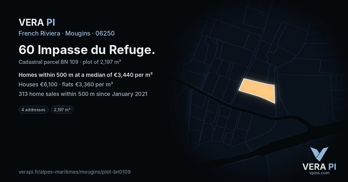 60 Impasse du Refuge, Mougins at night – the plot lit, the parcels around coloured by the prices near them