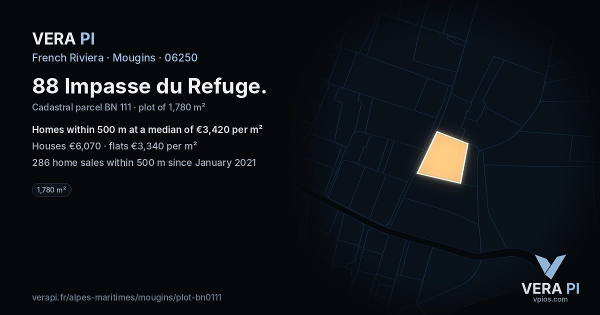 88 Impasse du Refuge, Mougins at night – the plot lit, the parcels around coloured by the prices near them