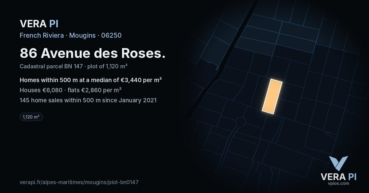 86 Avenue des Roses, Mougins at night – the plot lit, the parcels around coloured by the prices near them