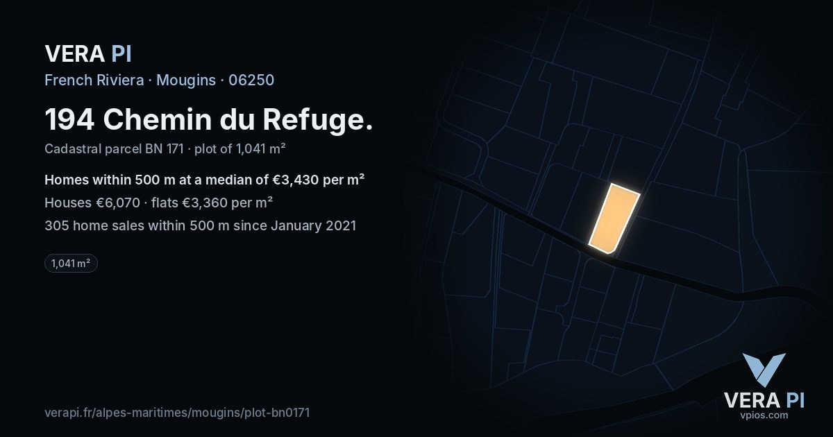 194 Chemin du Refuge, Mougins at night – the plot lit, the parcels around coloured by the prices near them