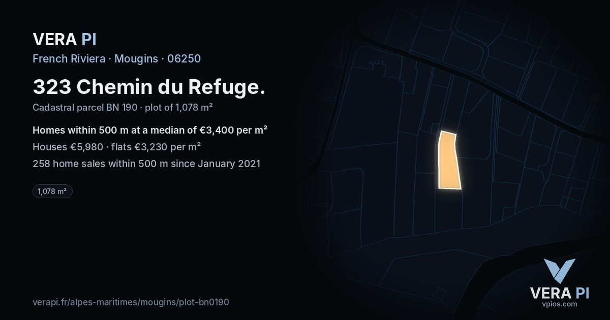323 Chemin du Refuge, Mougins at night – the plot lit, the parcels around coloured by the prices near them