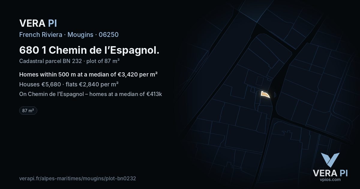 680 1 Chemin de l’Espagnol, Mougins at night – the plot lit, the parcels around coloured by the prices near them