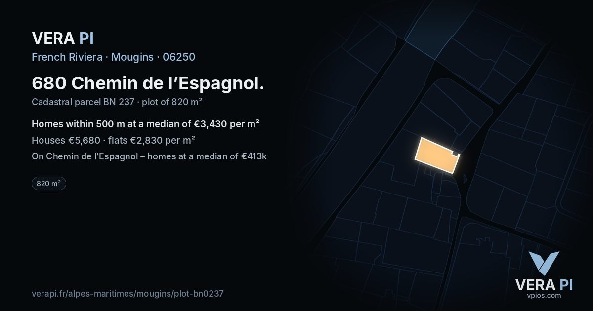 680 Chemin de l’Espagnol, Mougins at night – the plot lit, the parcels around coloured by the prices near them