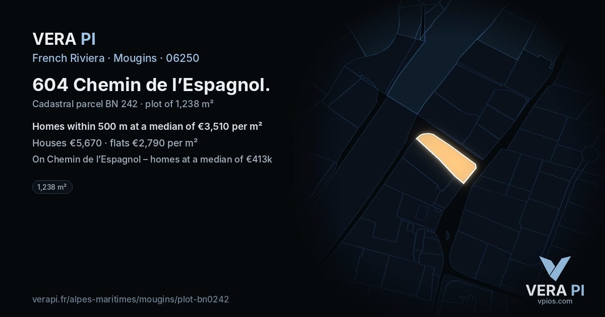 604 Chemin de l’Espagnol, Mougins at night – the plot lit, the parcels around coloured by the prices near them