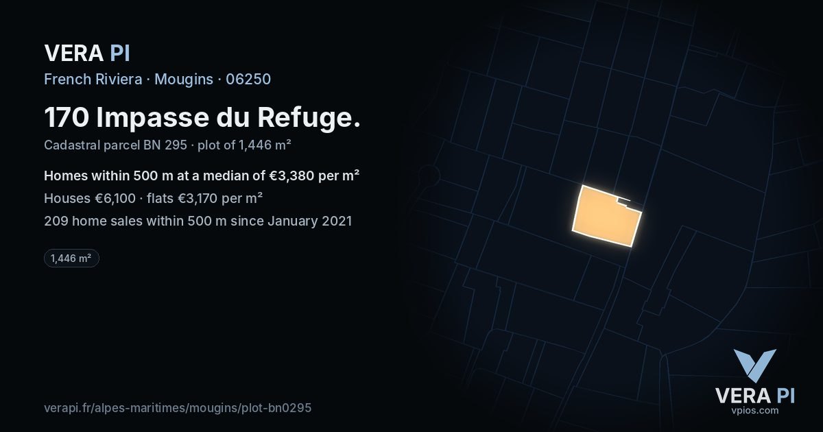170 Impasse du Refuge, Mougins at night – the plot lit, the parcels around coloured by the prices near them