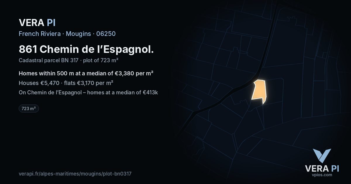 861 Chemin de l’Espagnol, Mougins at night – the plot lit, the parcels around coloured by the prices near them