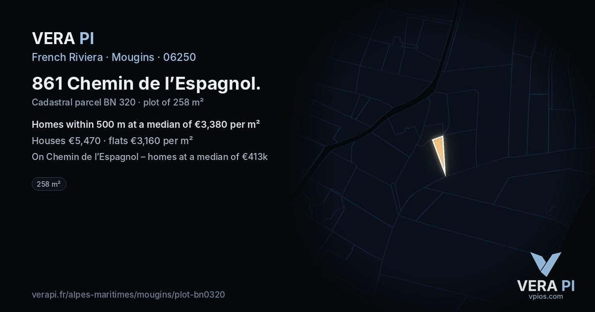 861 Chemin de l’Espagnol, Mougins at night – the plot lit, the parcels around coloured by the prices near them