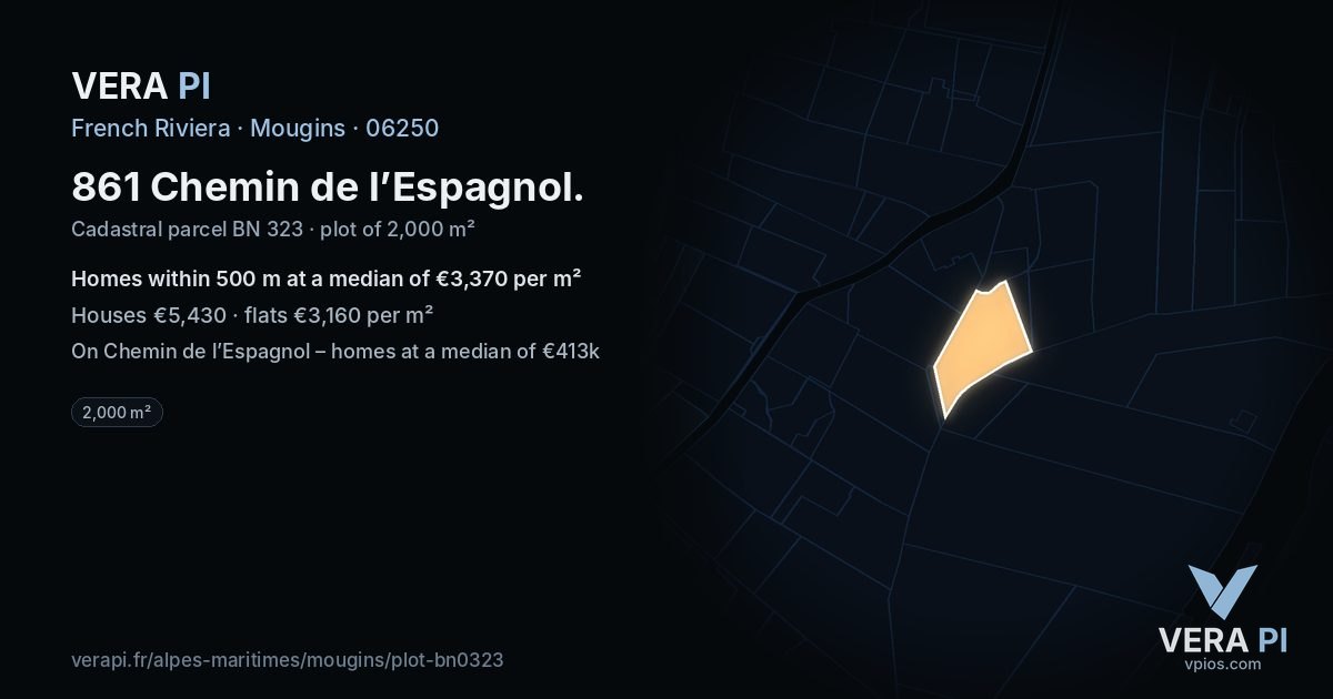 861 Chemin de l’Espagnol, Mougins at night – the plot lit, the parcels around coloured by the prices near them
