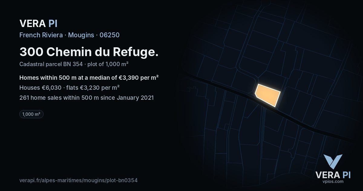 300 Chemin du Refuge, Mougins at night – the plot lit, the parcels around coloured by the prices near them