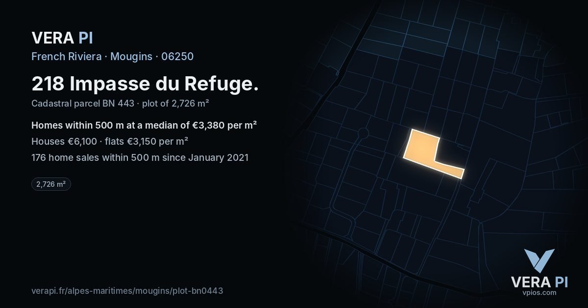 218 Impasse du Refuge, Mougins at night – the plot lit, the parcels around coloured by the prices near them