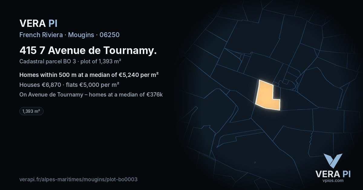 415 7 Avenue de Tournamy, Mougins at night – the plot lit, the parcels around coloured by the prices near them