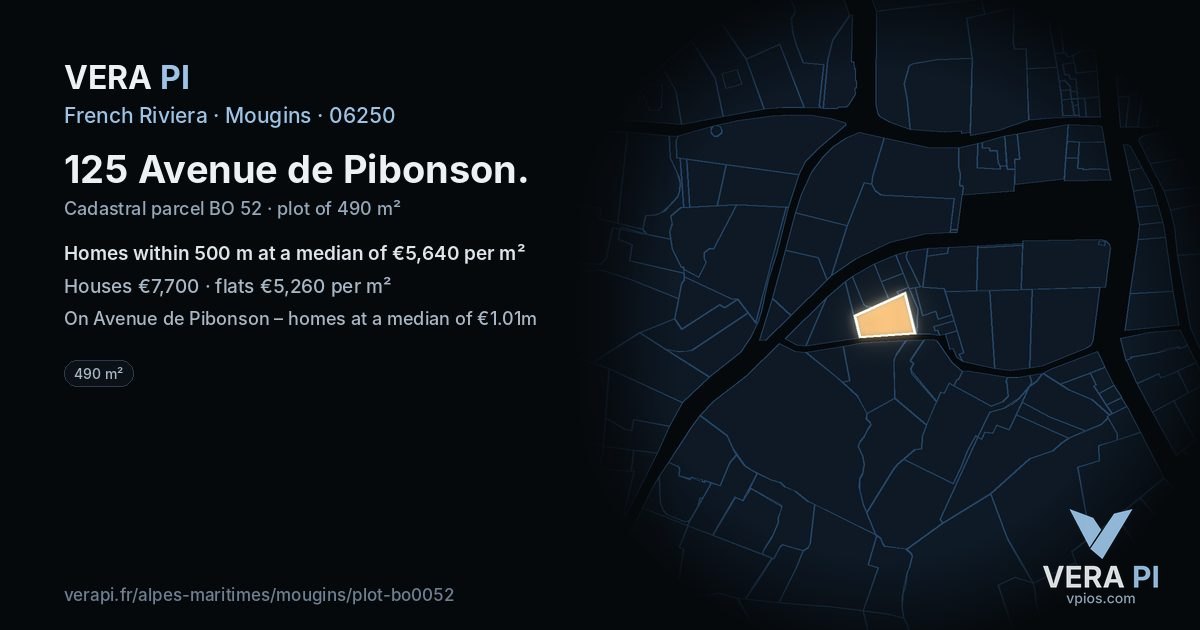 125 Avenue de Pibonson, Mougins at night – the plot lit, the parcels around coloured by the prices near them