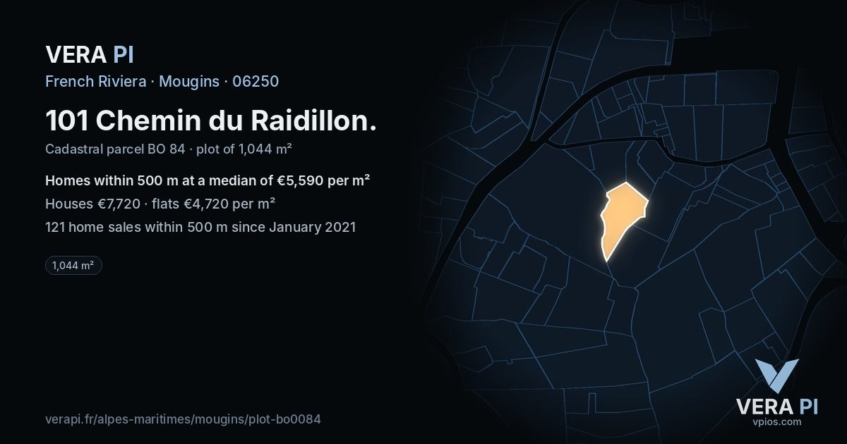 101 Chemin du Raidillon, Mougins at night – the plot lit, the parcels around coloured by the prices near them