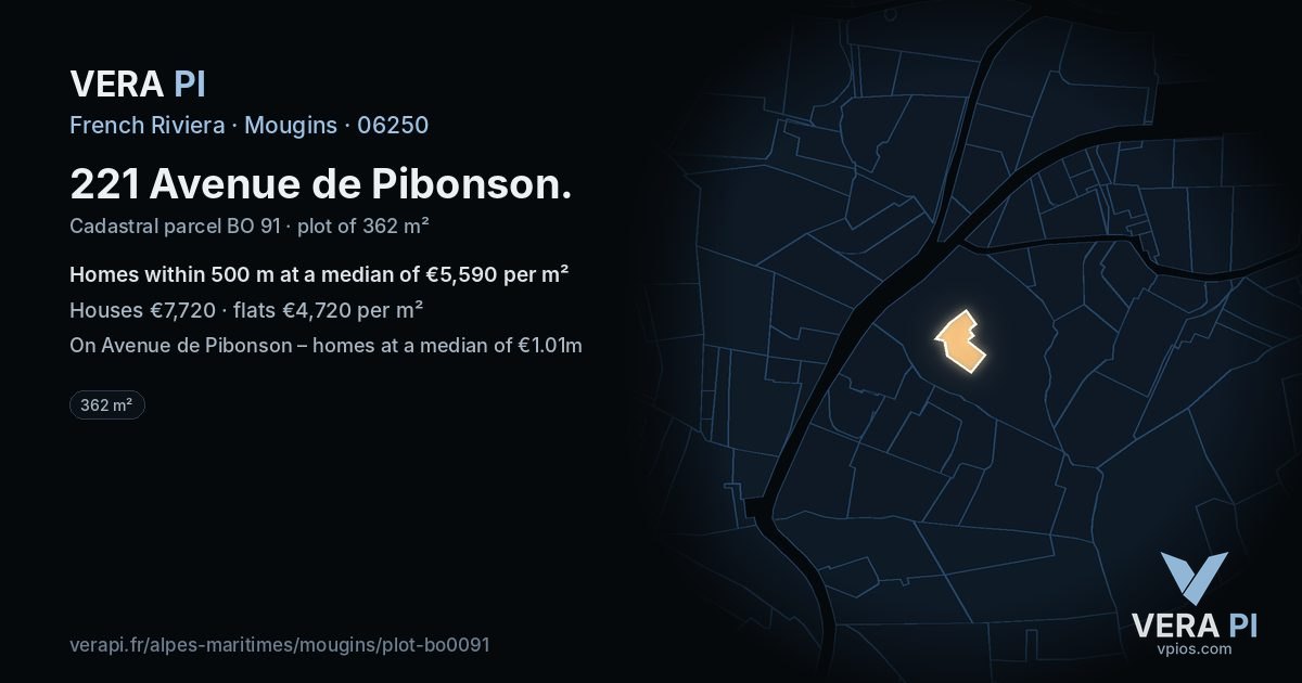 221 Avenue de Pibonson, Mougins at night – the plot lit, the parcels around coloured by the prices near them