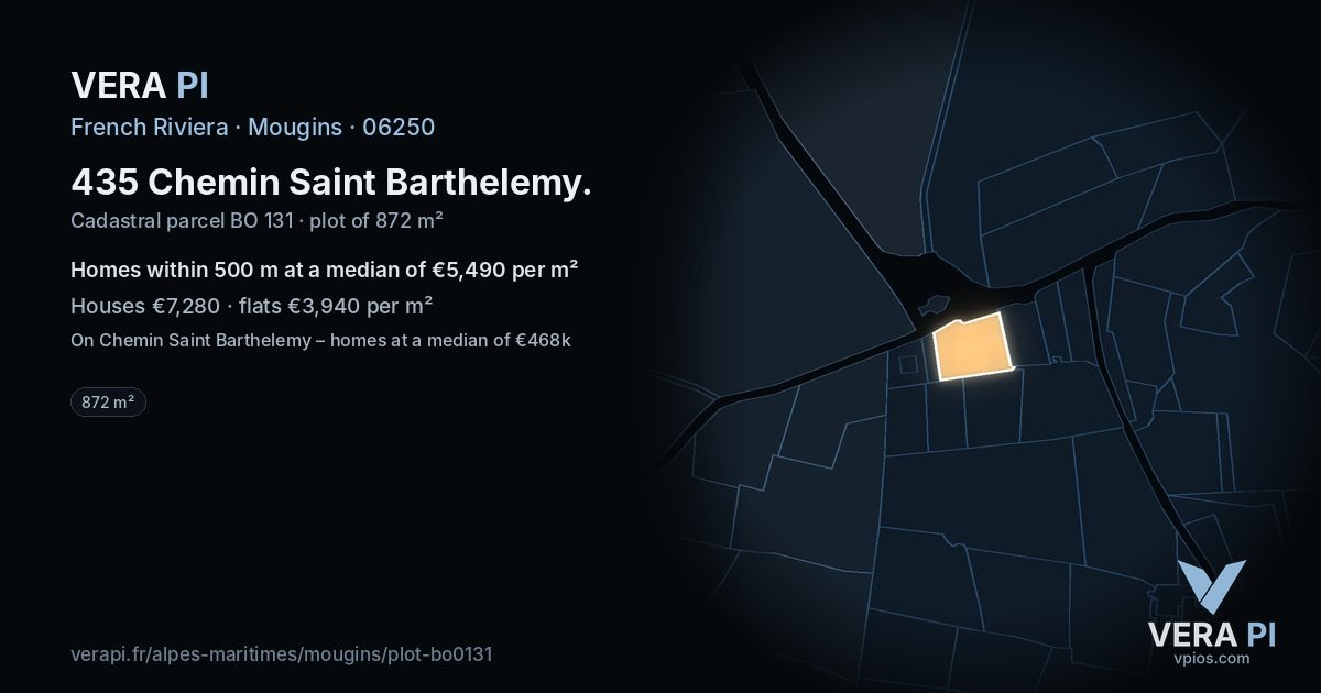 435 Chemin Saint Barthelemy, Mougins at night – the plot lit, the parcels around coloured by the prices near them