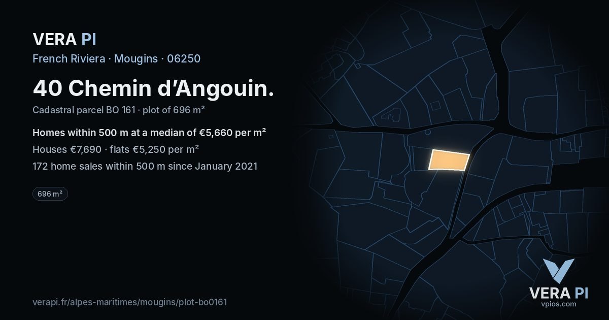 40 Chemin d’Angouin, Mougins at night – the plot lit, the parcels around coloured by the prices near them