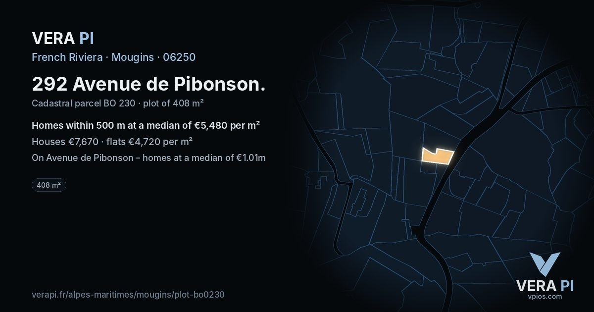 292 Avenue de Pibonson, Mougins at night – the plot lit, the parcels around coloured by the prices near them