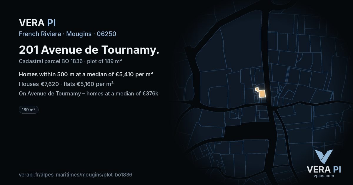 201 Avenue de Tournamy, Mougins at night – the plot lit, the parcels around coloured by the prices near them