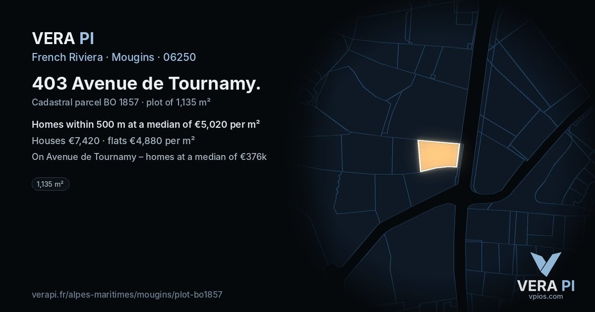 403 Avenue de Tournamy, Mougins at night – the plot lit, the parcels around coloured by the prices near them