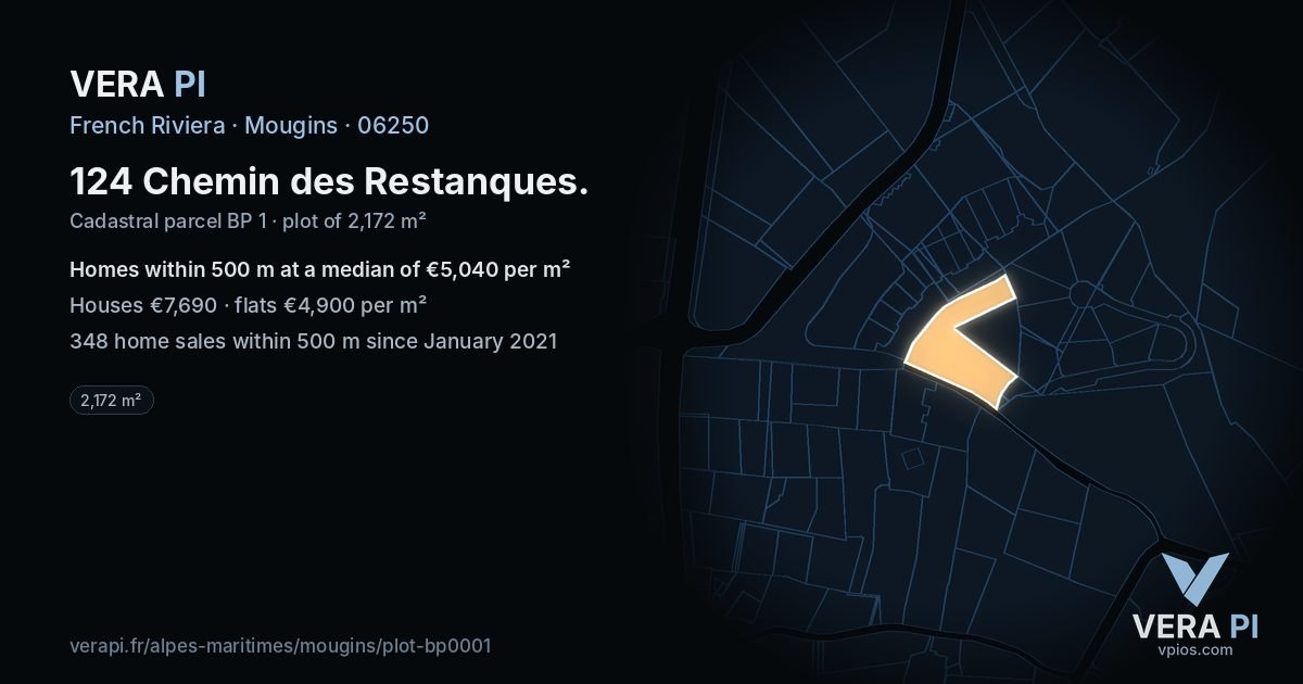 124 Chemin des Restanques, Mougins at night – the plot lit, the parcels around coloured by the prices near them