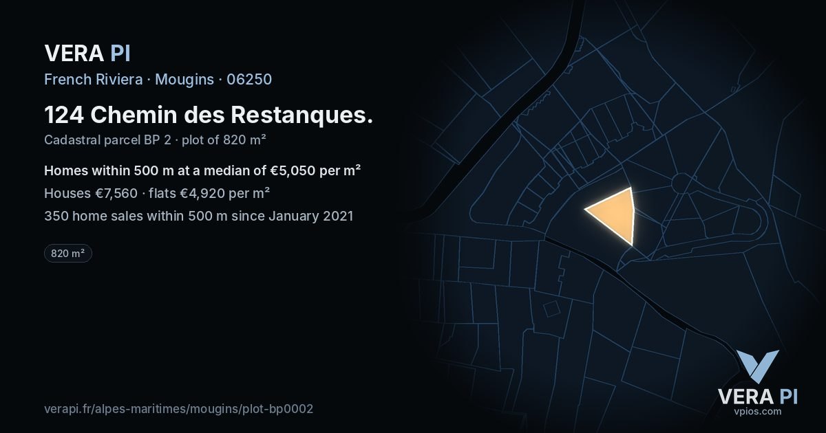 124 Chemin des Restanques, Mougins at night – the plot lit, the parcels around coloured by the prices near them